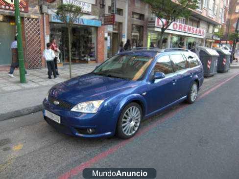 Ford Mondeo Familiar st 220 v6