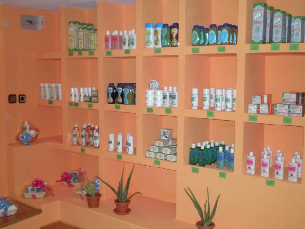 productos cosmética aloevera y rosa mosqueta