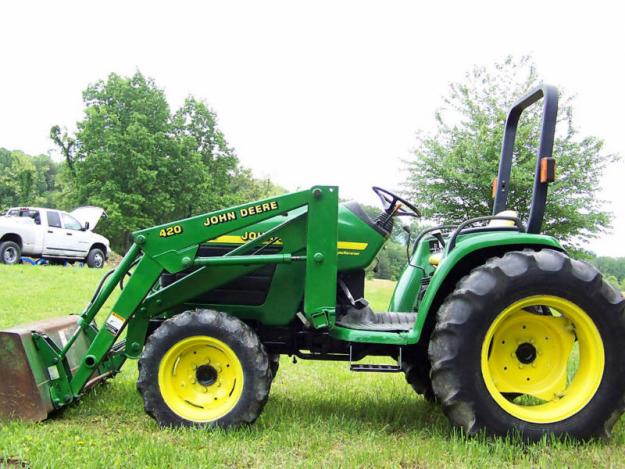 1999 John deere 4400