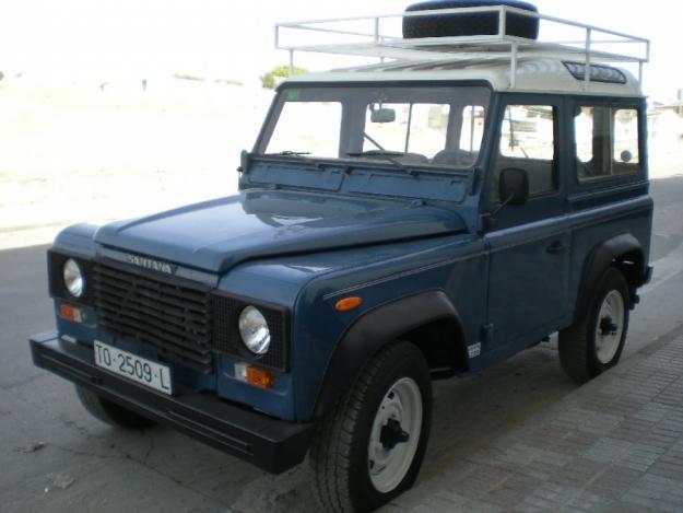 Land-rover - 2. 5 santana sup( perez medrano)