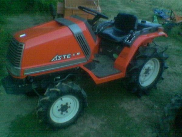 TRACTOR  KUBOTA  AZTE A-1 15DT