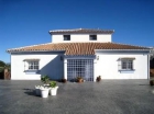 Chalet con 3 dormitorios se vende en Alhaurin el Grande - mejor precio | unprecio.es