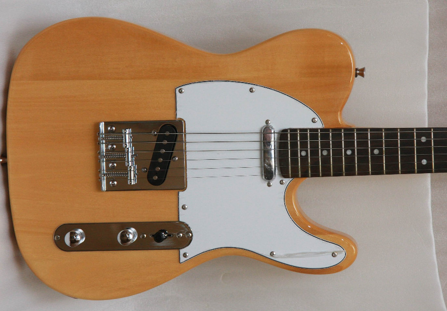 Guitarra eléctrica tipo telecaster, a estrenar