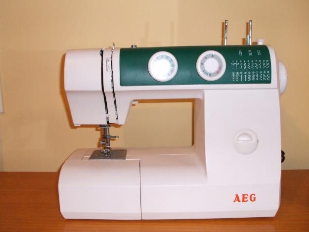maquina de coser AEG-economica