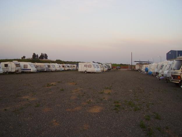 parking caravana y toda clase vehículo