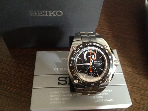 Reloj seiko sportura calendario perpetuo