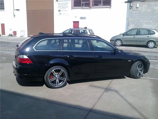 MERCEDES-BENZ 300 D
