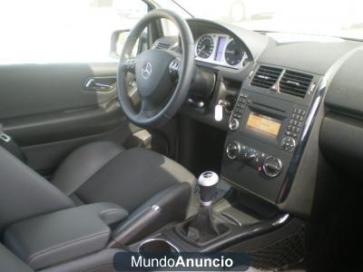 Mercedes-Benz A 180 180 CDI COUPE R&B