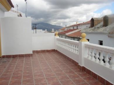 Apartamento con 2 dormitorios se vende en Alora