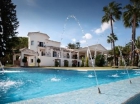 Chalet con 5 dormitorios se vende en Marbella, Costa del Sol - mejor precio | unprecio.es