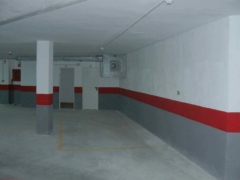 Se alquila plaza de garaje accesible en Vigo