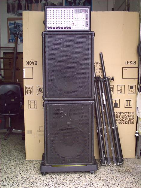 Vendo Equipo de sonido profesional.