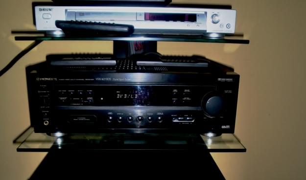 Amplificador  AV Pioneer + Altavoces Central y Surround Technics + DVD Mp3