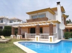 Chalet con 3 dormitorios se vende en Mijas Costa, Costa del Sol - mejor precio | unprecio.es