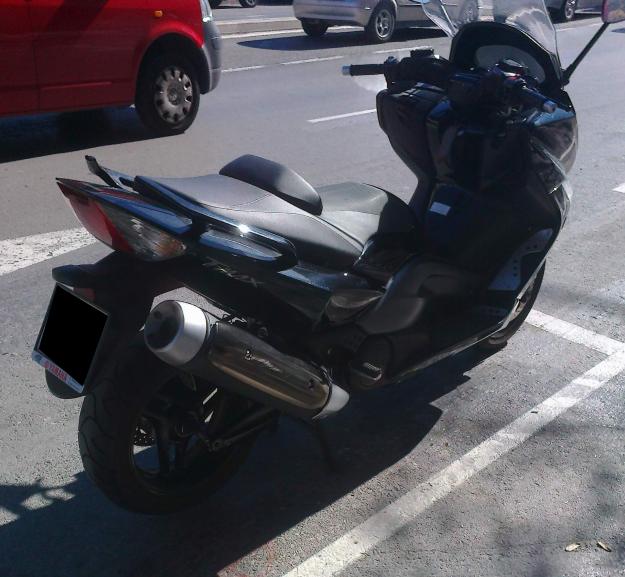 Yamaha tmax