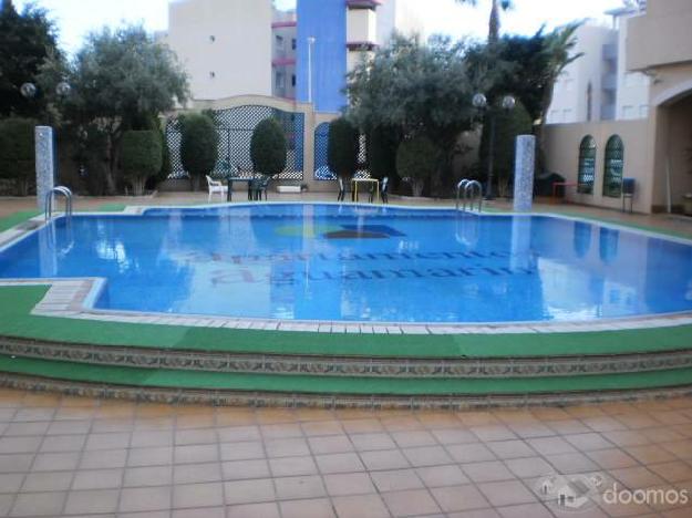 85.000€.  VISTAS AL MAR.  2HAB.  PISCINA C.  A 300M.DE PLAYA.  7 AÑOS.  ORIHUELA COSTA