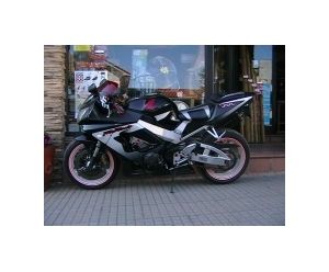 HONDA CBR 900 RR