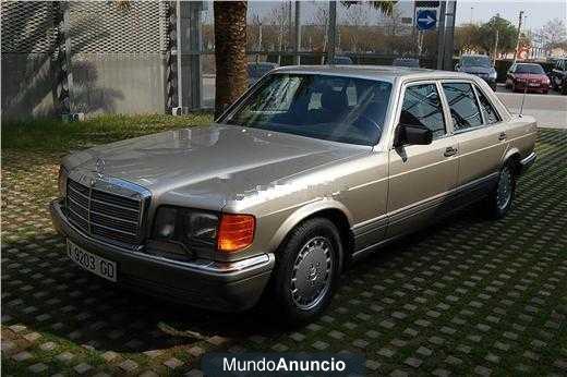 Mercedes-Benz 560 SEL