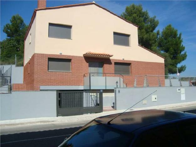 Casa en Abrera