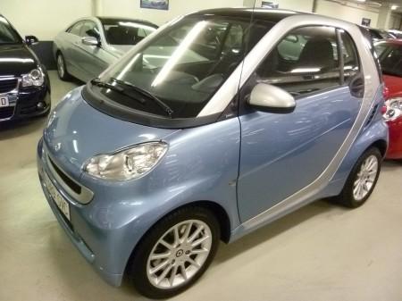 Smart Fortwo Fortwo Passion 71 cv MHD en Barcelona