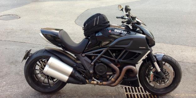 Ducati diavel 1198cc dark