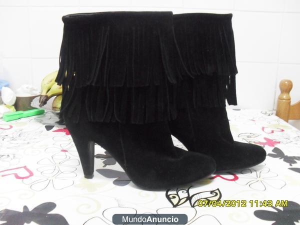 BOTAS NEGRAS FLECOS OFERTÓN!!