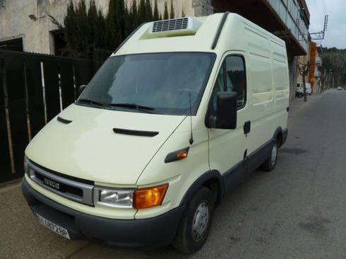 Iveco Daily 35 S 11 FURGO FRIGORIFICO/THERMO KING V-090