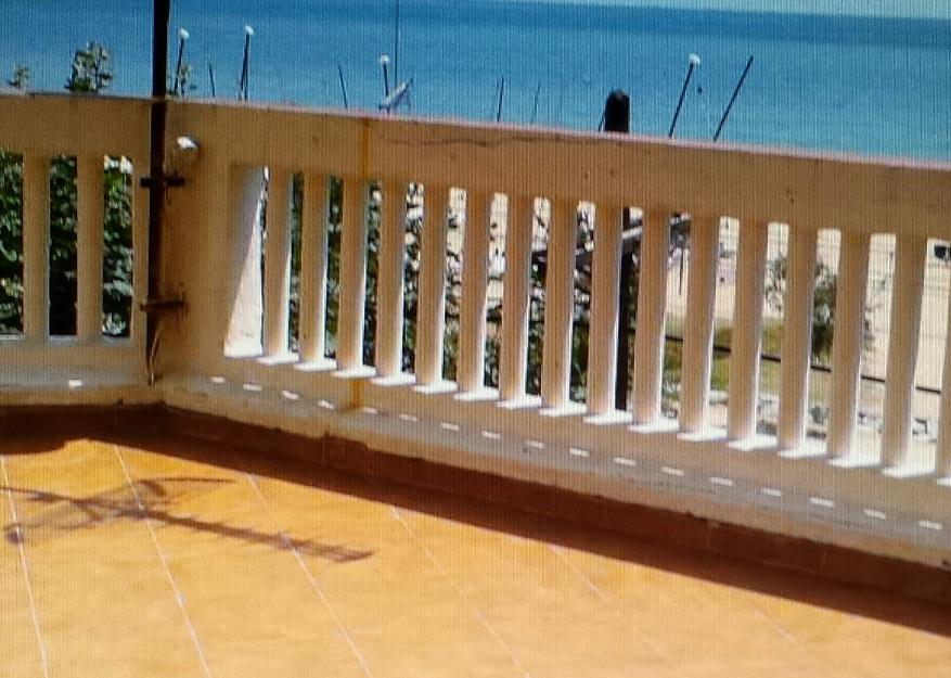 Precioso piso a primera linia de mar