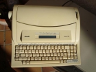 Vendo máquina escribir eléctrica olivetti modelo 104 con visor digital y memoria - mejor precio | unprecio.es