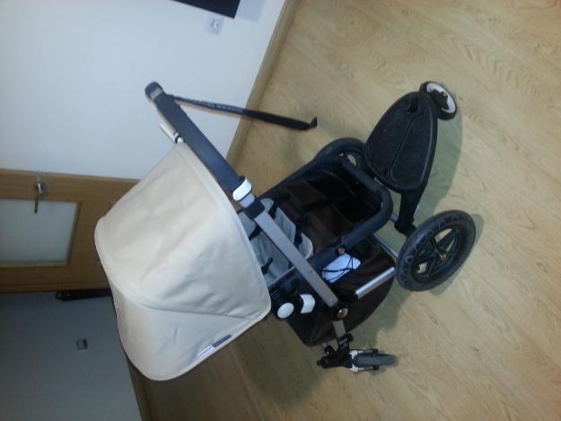 Vendo carro bugaboo camaleon  chocolate con capota arena , patin