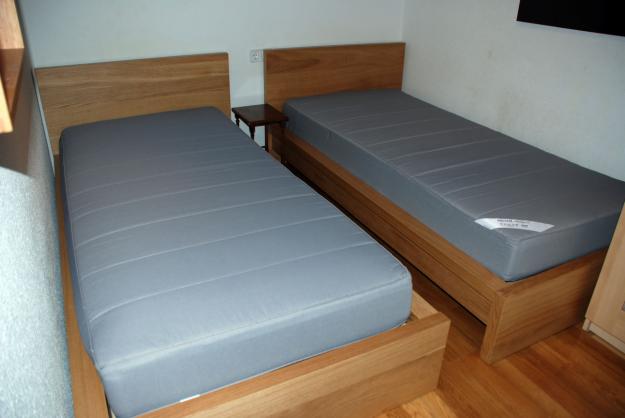 CAMA INDIVIDUAL IKEA MALM DE ROBLE IMPECABLE