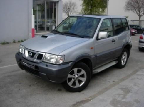 Nissan Terrano II 3.0 DI TURBO ELEGANCE 3P