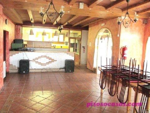 Venta de negocio en Venta De Bar Restaurante Con Terraza De Verano En , Fonz (Huesca)