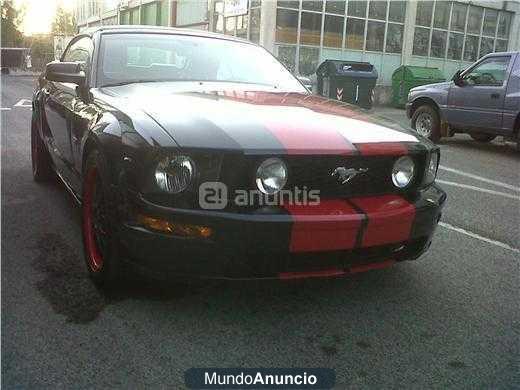 Ford MUSTANG GT CONVERTIBLE
