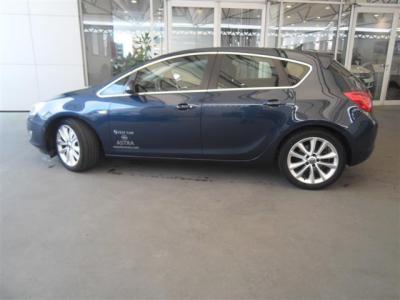 Opel Astra 1.7CDTI Cosmo 125
