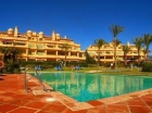 Apartamento con 2 dormitorios se vende en Estepona, Costa del Sol - mejor precio | unprecio.es