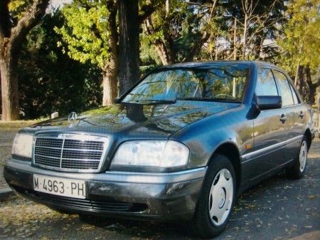 MERCEDES CLASE C 180 ELEGANCE - MADRID