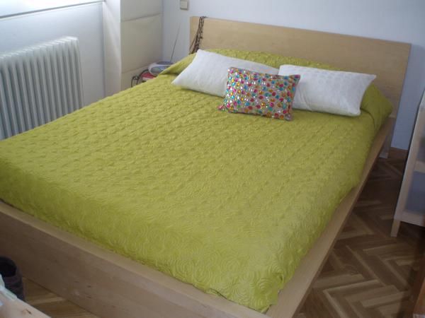 cama modelo malm de ikea 1,40 por 2. nueva preciosa