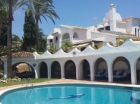 Chalet con 4 dormitorios se vende en Mijas Costa, Costa del Sol - mejor precio | unprecio.es