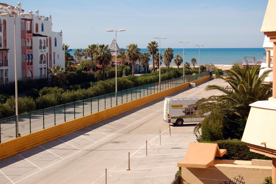 Apartamento en zahara de los atunes (urb.mar de plata)7 plazas