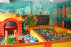 OPORTUNIDAD!!!!!!!!!!! PARQUE INFANTIL Y MESAS DE COLORES CON SILLAS. - mejor precio | unprecio.es