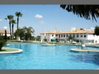 bonito bungalow en urbanización tranquila con piscina - mejor precio | unprecio.es