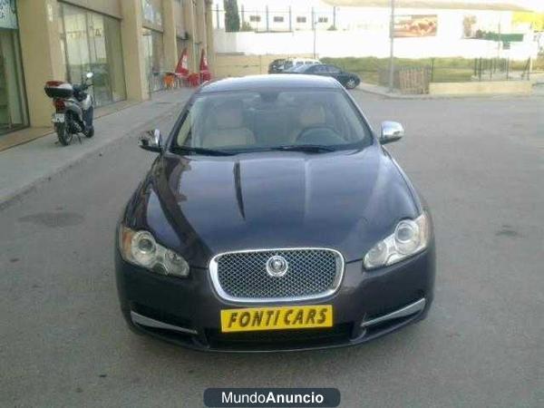 Jaguar XF luxuri premiun