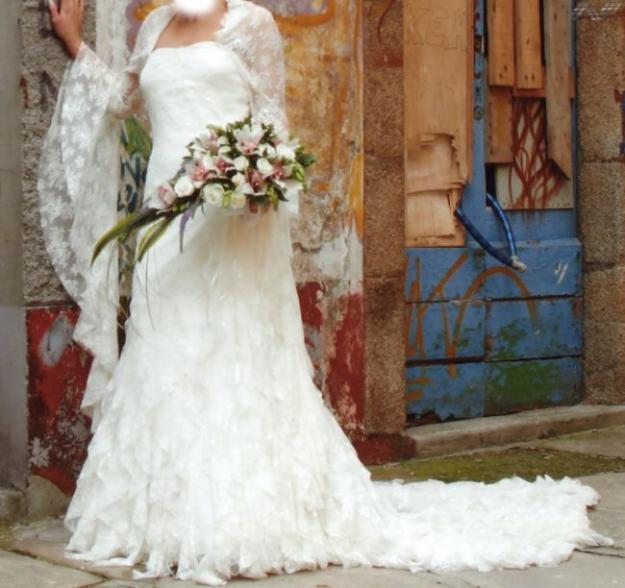 Vestido de novia, diseño exclusivo.