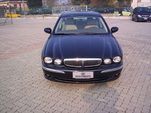 Jaguar X-Type