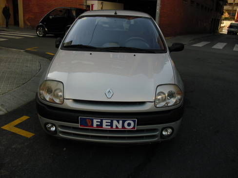Renault Clio 1.9D 5 PUERTAS