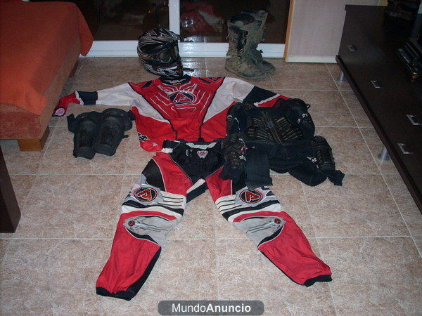 Vendo traje completo enduro