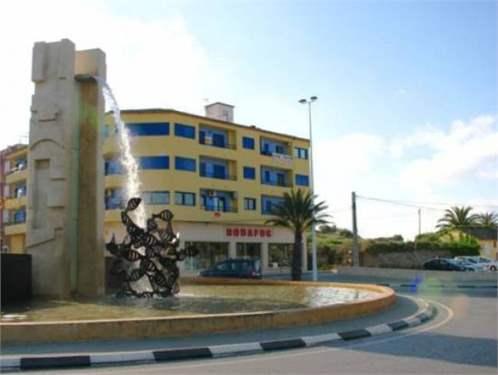 Apartment for Sale in Alicante, Comunidad Valenciana, Ref# 2764705