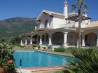 Chalet con 4 dormitorios se vende en Marbella, Costa del Sol - mejor precio | unprecio.es