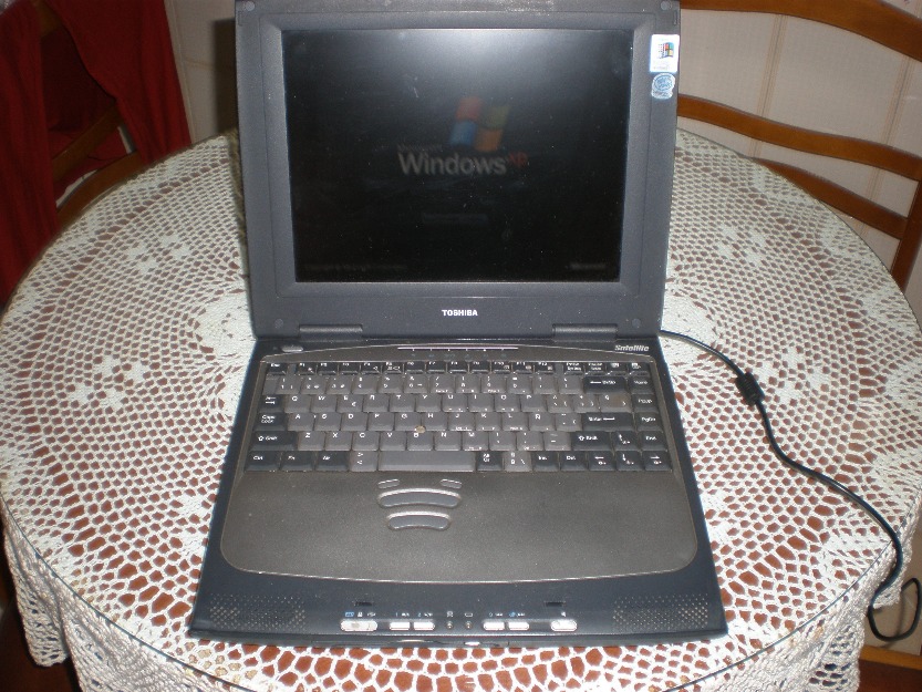 Se vende toshiba satelite s1710